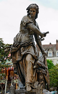 Statue de Jeanne Hachette par Gabriel-Vital Dubray - place de la mairie de Beauvais